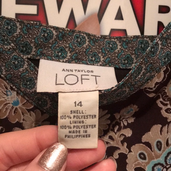 Floral dress,only worn once - Picture 2 of 3